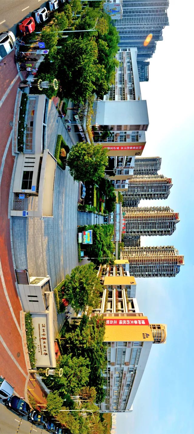 华侨城中学在哪里,华侨城中学口碑怎么样