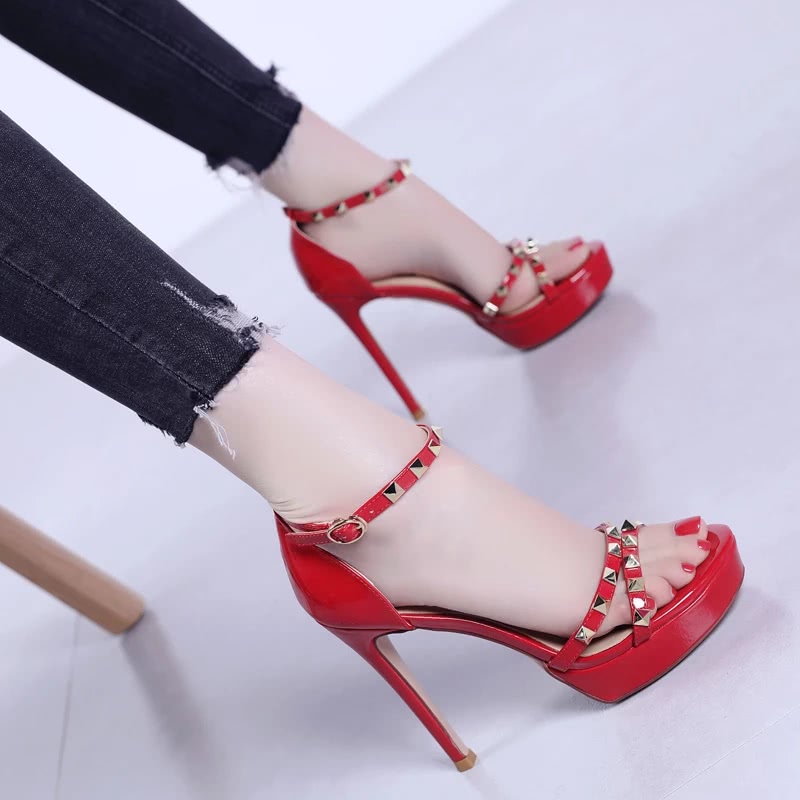 鱼嘴鞋哪款好看,上脚超舒服的鱼嘴鞋