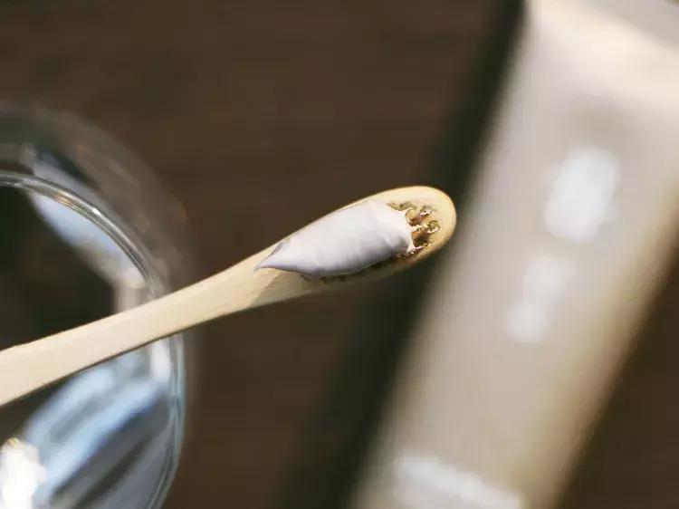 牙膏85元,5元的牙膏和50元的牙膏