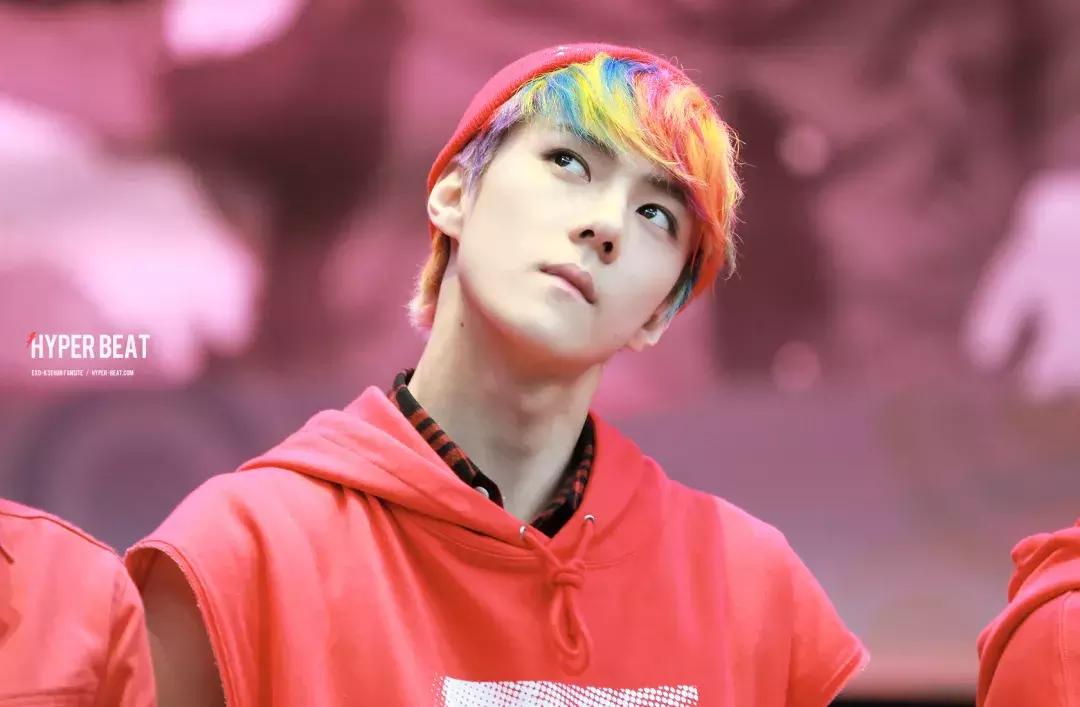 韩国爱豆彩色头发,韩国爱豆为什么发型都好看