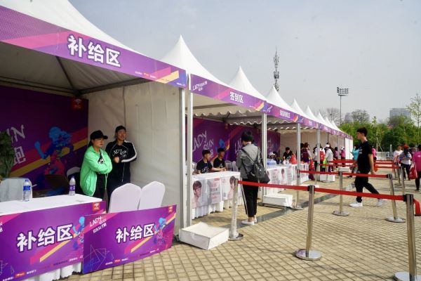 秦皇岛跑跑跑，释放女性的活力与能量