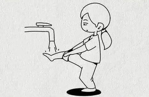 一男子被老鼠咬伤发病而死,男子被老鼠咬伤反咬老鼠