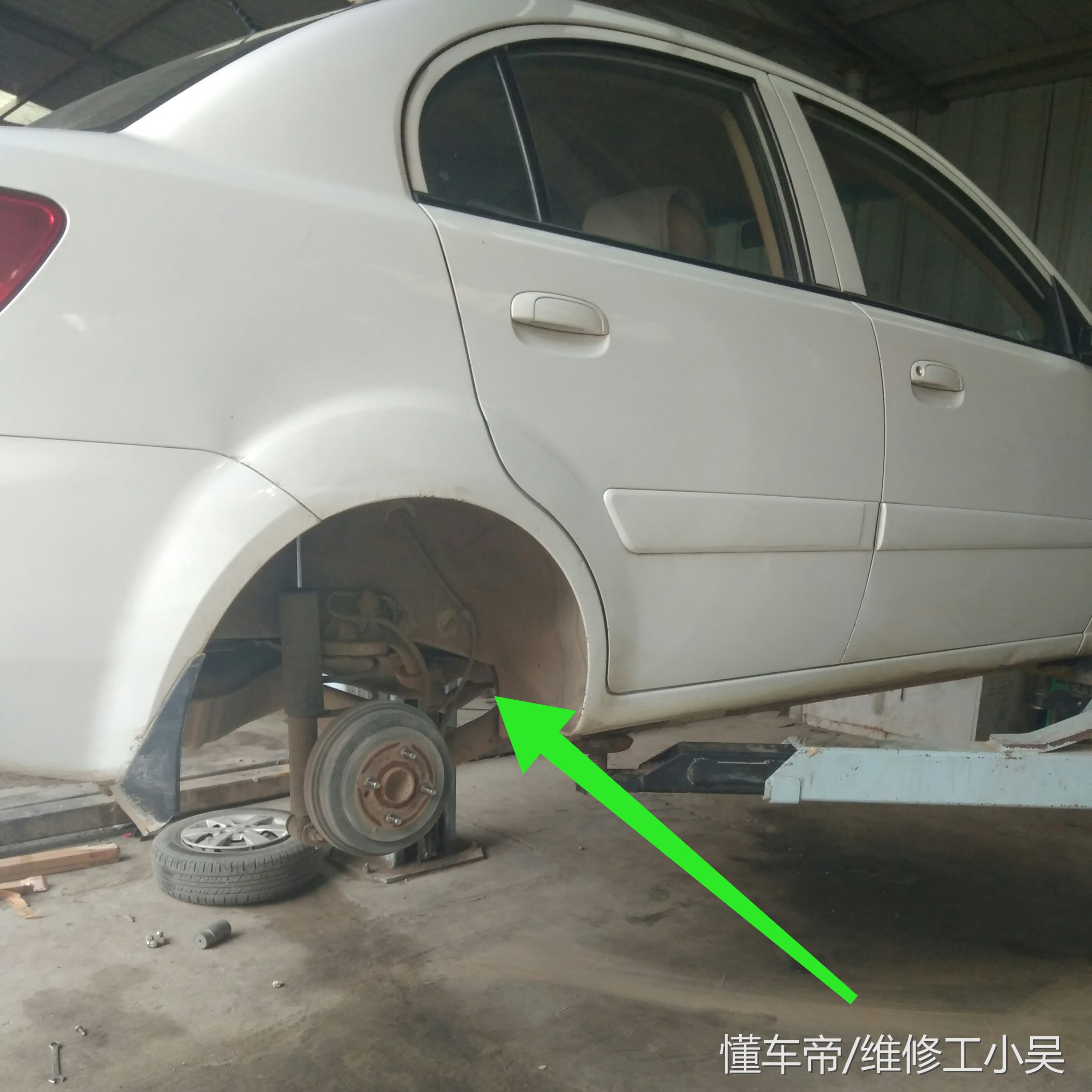 千里马汽车后减震怎么换,千里马后减震自己可以换吗