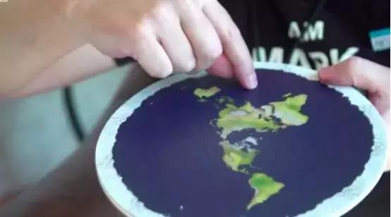 地球是平的？澳大利亚原来不存在？难道我们生活在虚拟世界中……