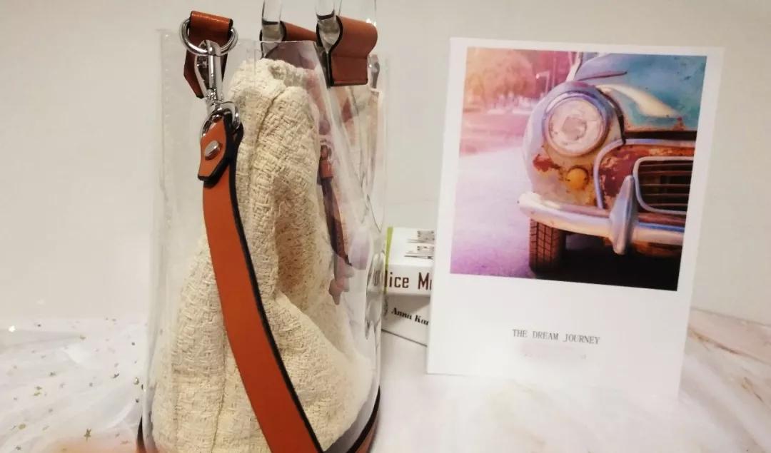 zara棕色包包百搭吗,ZARA百搭包包