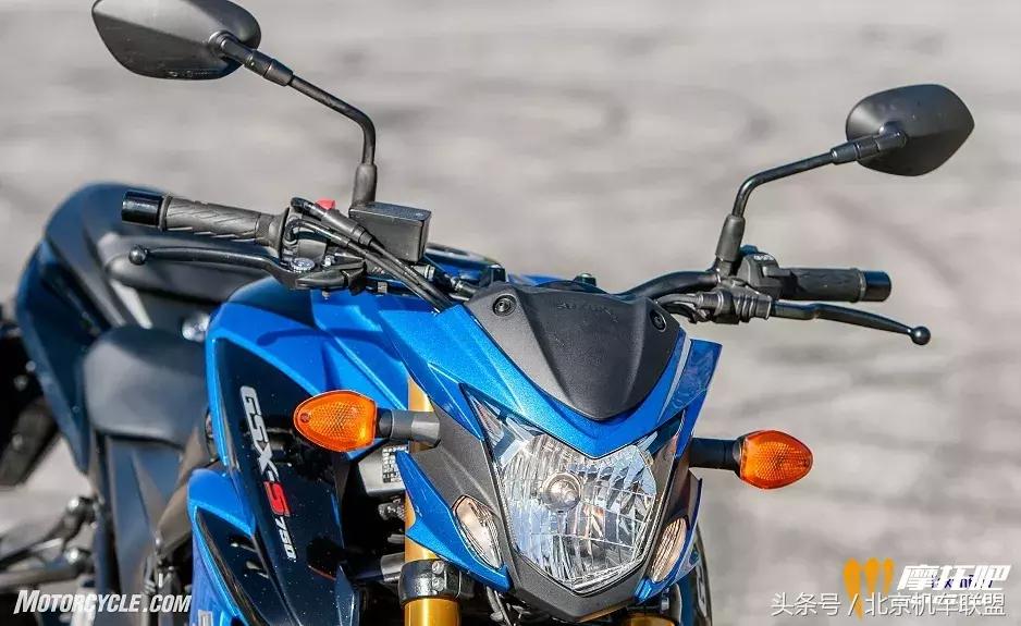 本田中排街车测评,aprilia最强街车