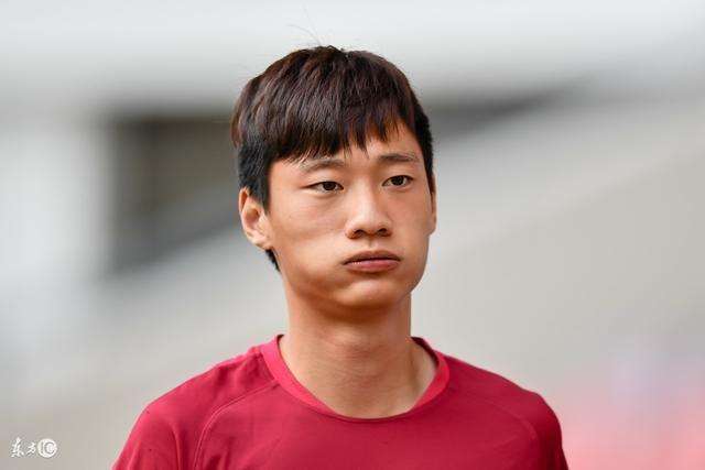 恒大足球队员杨立瑜近况,杨立瑜加盟恒大