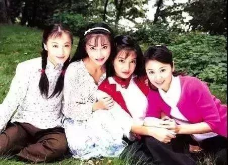 情深深雨蒙蒙36集依萍小的时候,原来的情深深雨蒙蒙