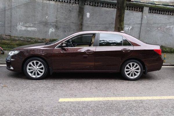 比亚迪思锐2013款1.5t自动尊享型,比亚迪思锐2013款1.5t自动豪华型