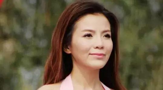 人家诬你老婆拍*片A**呀：你是公众人物，要允许别人伤害你