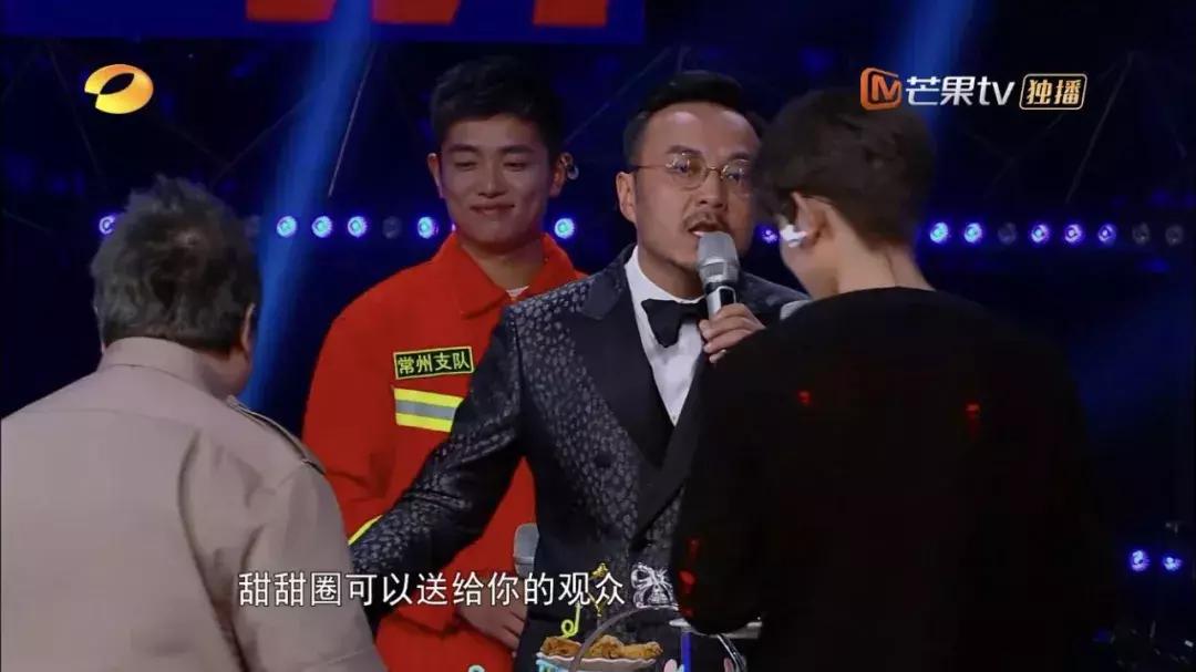 王源我想和你唱和女生合唱,我想和你唱王源卖萌