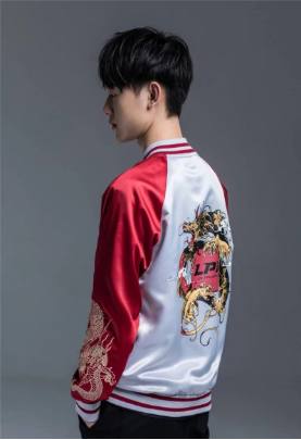 英雄联盟rng庆典,英雄联盟战队队服rng