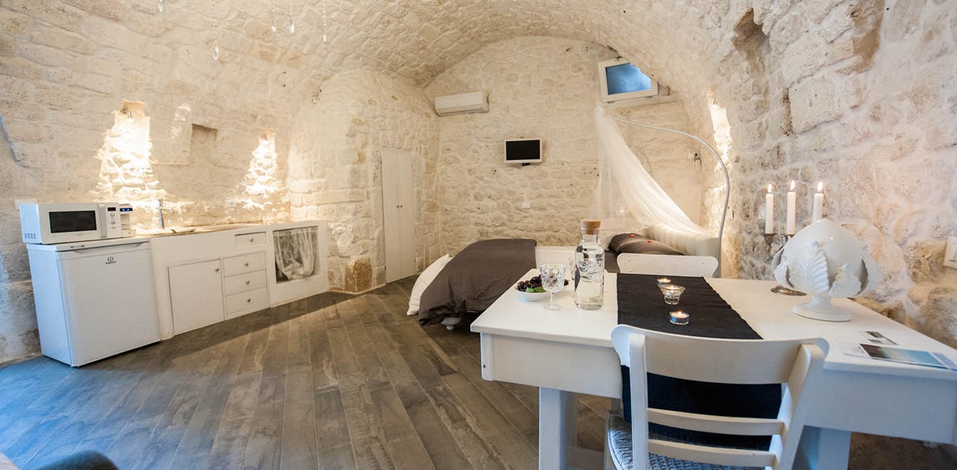 洞穴探秘式酒店,洞穴风公寓式酒店