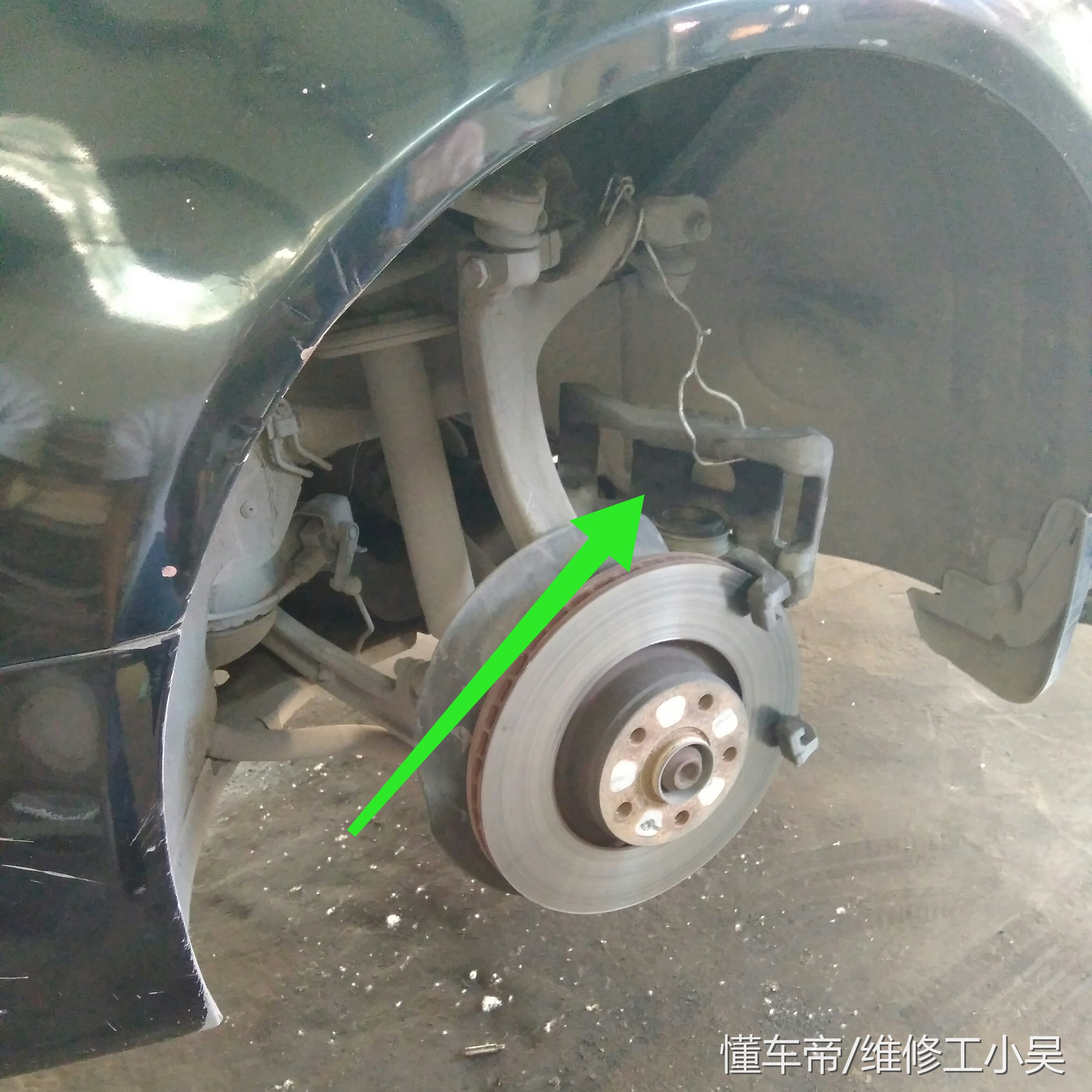 35万公里的奥迪让车主害怕,冷车时刹车正常,热车时刹车就失灵!