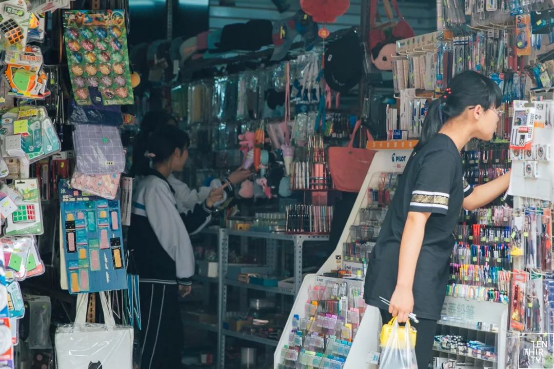 姝︽眽闈掑北鍝釜灏忓尯瀵瑰彛姝﹂挗涓変腑,姝︽眽闈掑北鍝釜灏忓瀵瑰彛姝﹂挗涓変腑