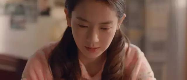 对她别捧的盲目,踩的优越