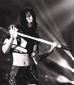 金泰妍露腹肌,金泰妍露腹