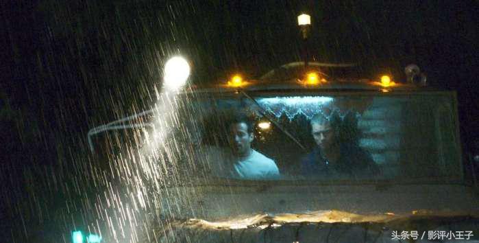 狂蟒之灾蟒蛇把人吃掉,恐怖片狂蟒之灾免费观看