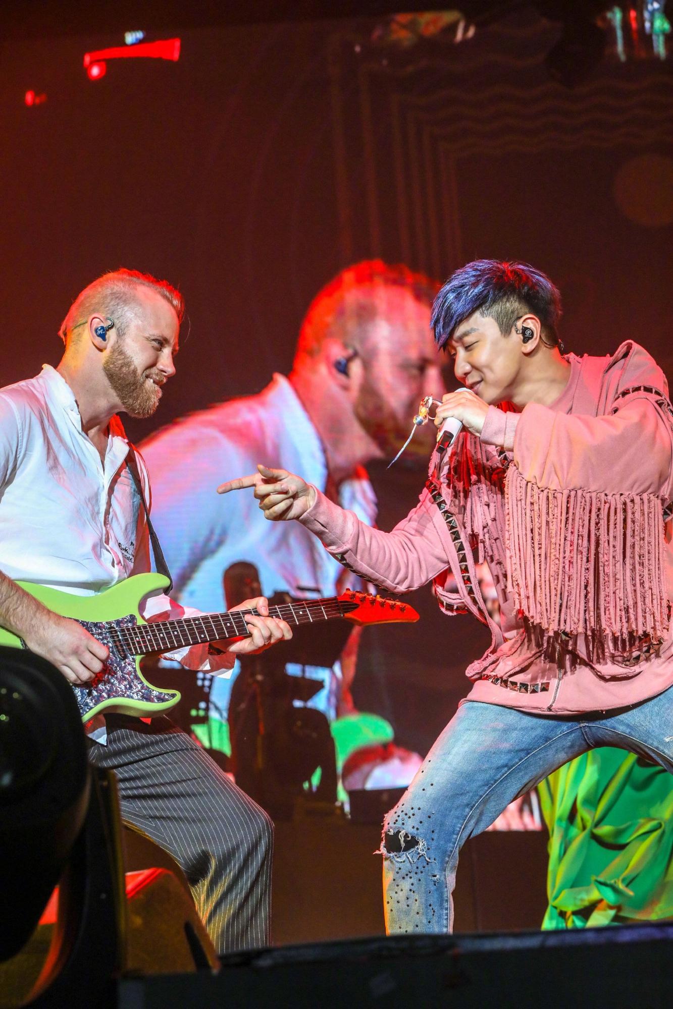 林俊杰圣所2.0演唱会重庆alwaysonline,林俊杰2018圣所iwillalwaysloveyou