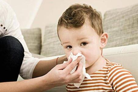 宝宝鼻塞，妈妈很心塞！4个通鼻招数，你知道几个？