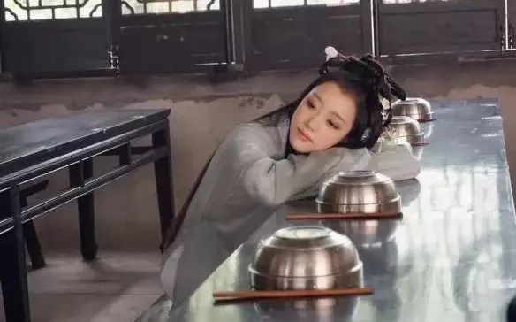 95后中国姑娘在澳洲,中国姑娘在澳洲街头