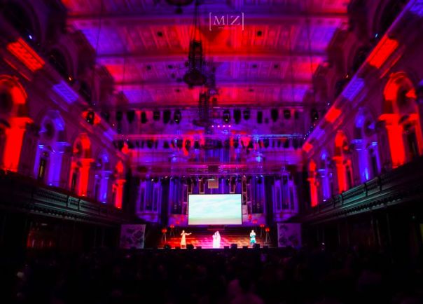 95后中国姑娘在澳洲,中国姑娘在澳洲街头