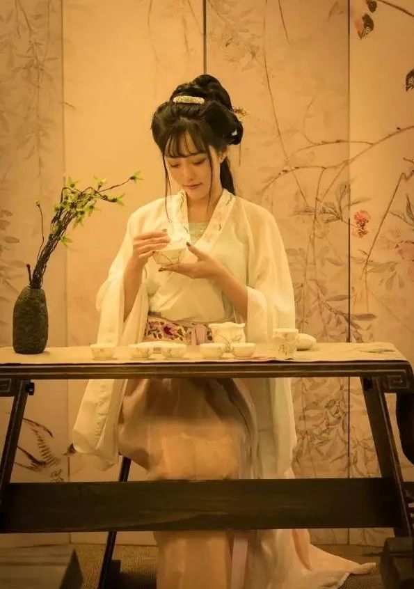 95后中国姑娘在澳洲,中国姑娘在澳洲街头