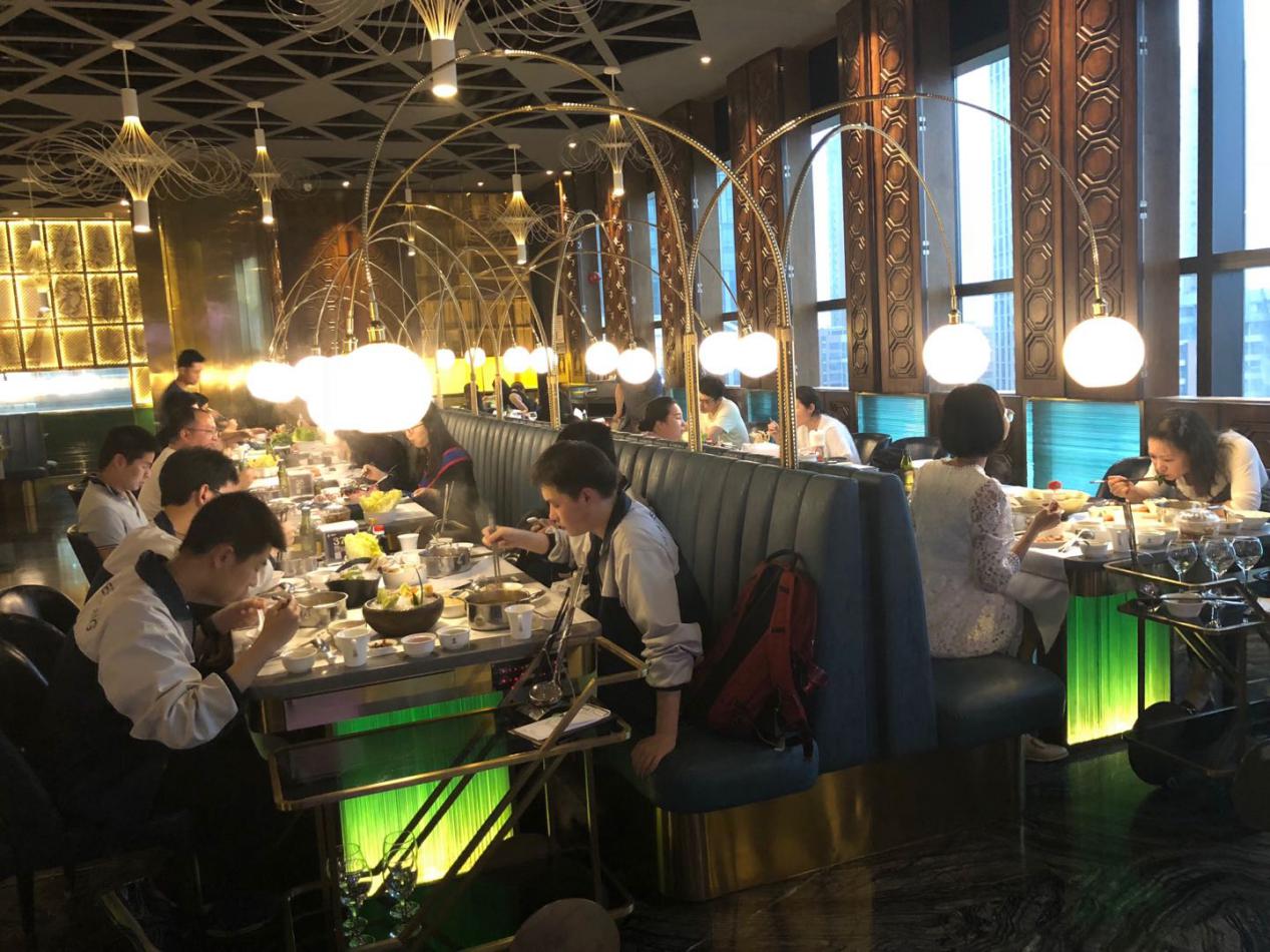 红鼎豆捞尚萃泛悦城店,红鼎豆捞武汉天地壹方