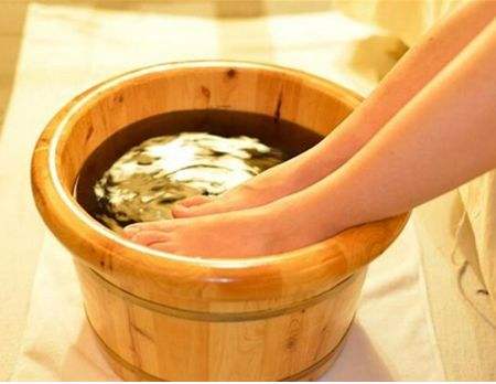 酒精鉴别藏红花真伪的方法,红花和藏红花怎么区分真假图片