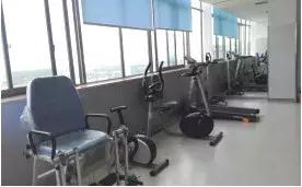 边耍“玩具”边治疗，吔，这个科室有点儿意思哦！