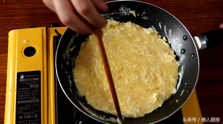 自己在家做好吃的咖喱蛋包饭,网红咖喱蛋包饭上面可加哪些酱