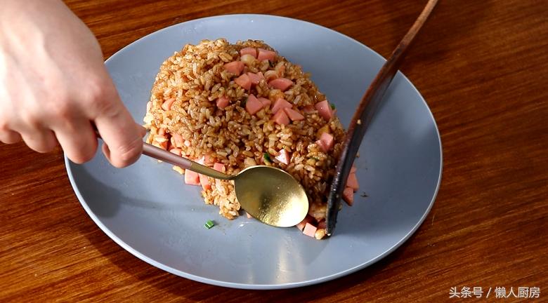 自己在家做好吃的咖喱蛋包饭,网红咖喱蛋包饭上面可加哪些酱