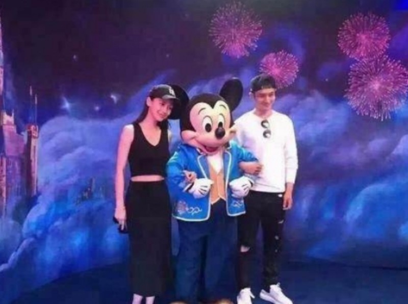 有哪些明星夫妻去过迪士尼,明星为什么喜欢带孩子去迪士尼