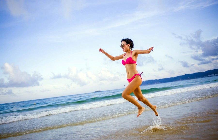 三亚银泰阳光度假酒店270度海景房,夏天去三亚海景房