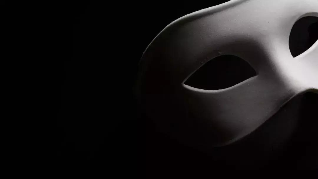 专业荐股、稳操胜券？相信财经网红的你只不过是被收割的韭菜