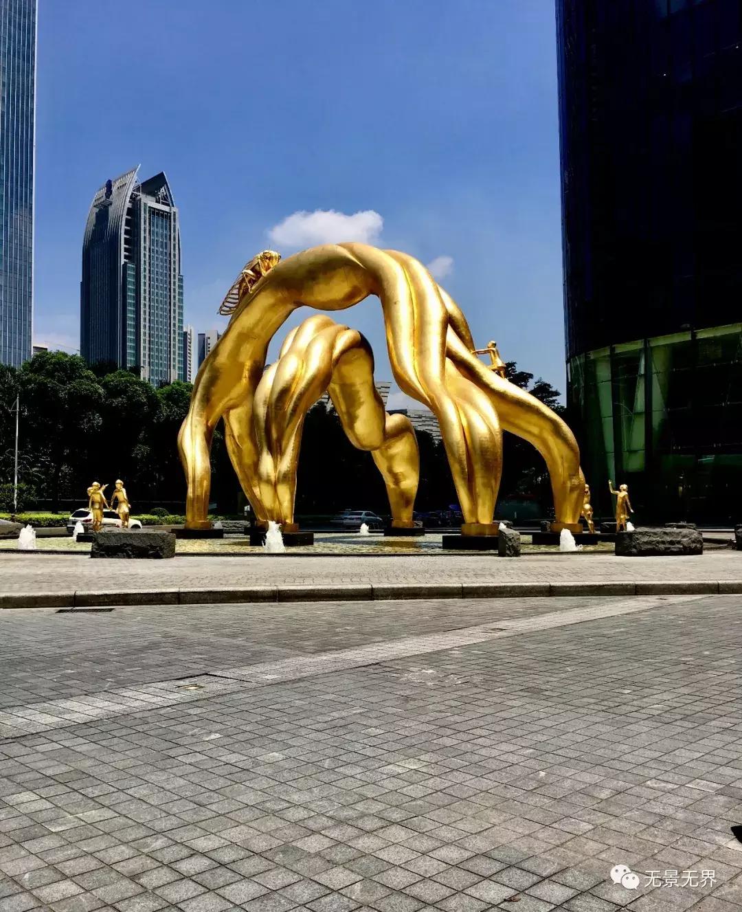 这回，曾振伟的艺术在法国人眼里竟成了反例？