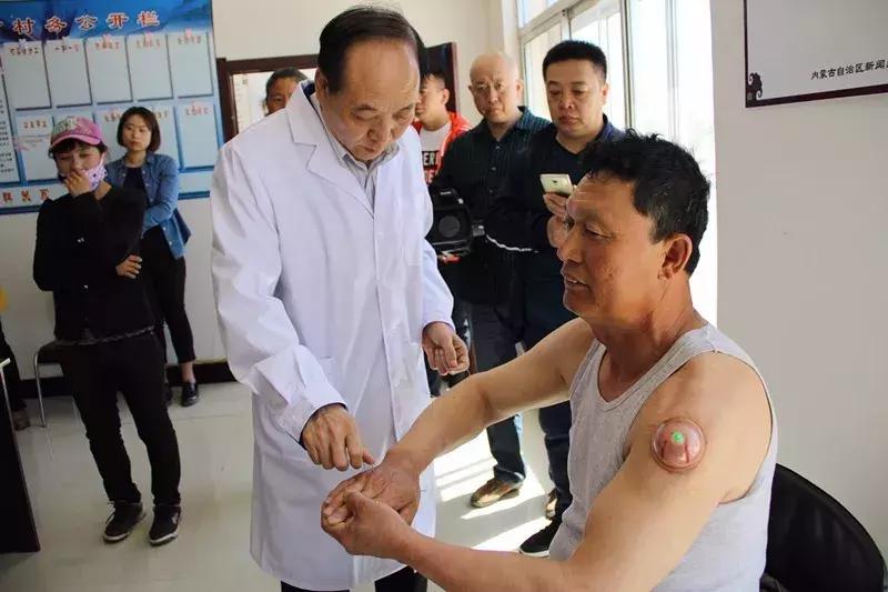 通辽市科尔沁区吕氏中医,妇联精准扶贫工作