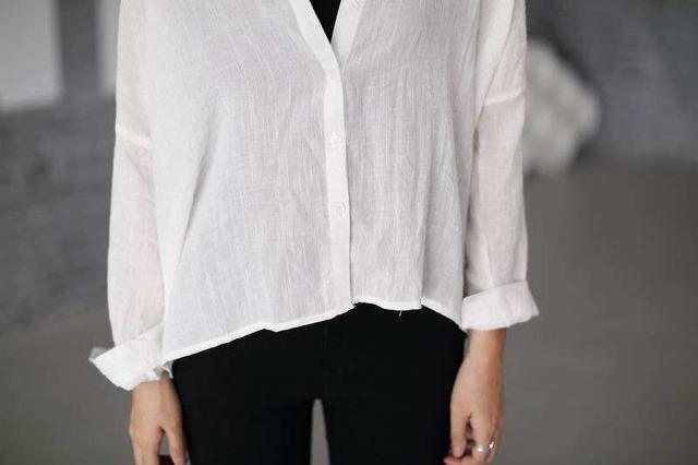 新衣服怎么消除褶皱,刚买的新衣服如何去褶皱