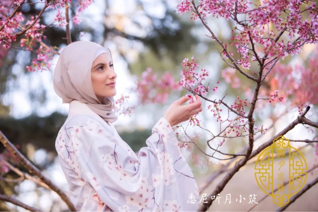 90后中国姑娘,在澳洲街美哭外媒