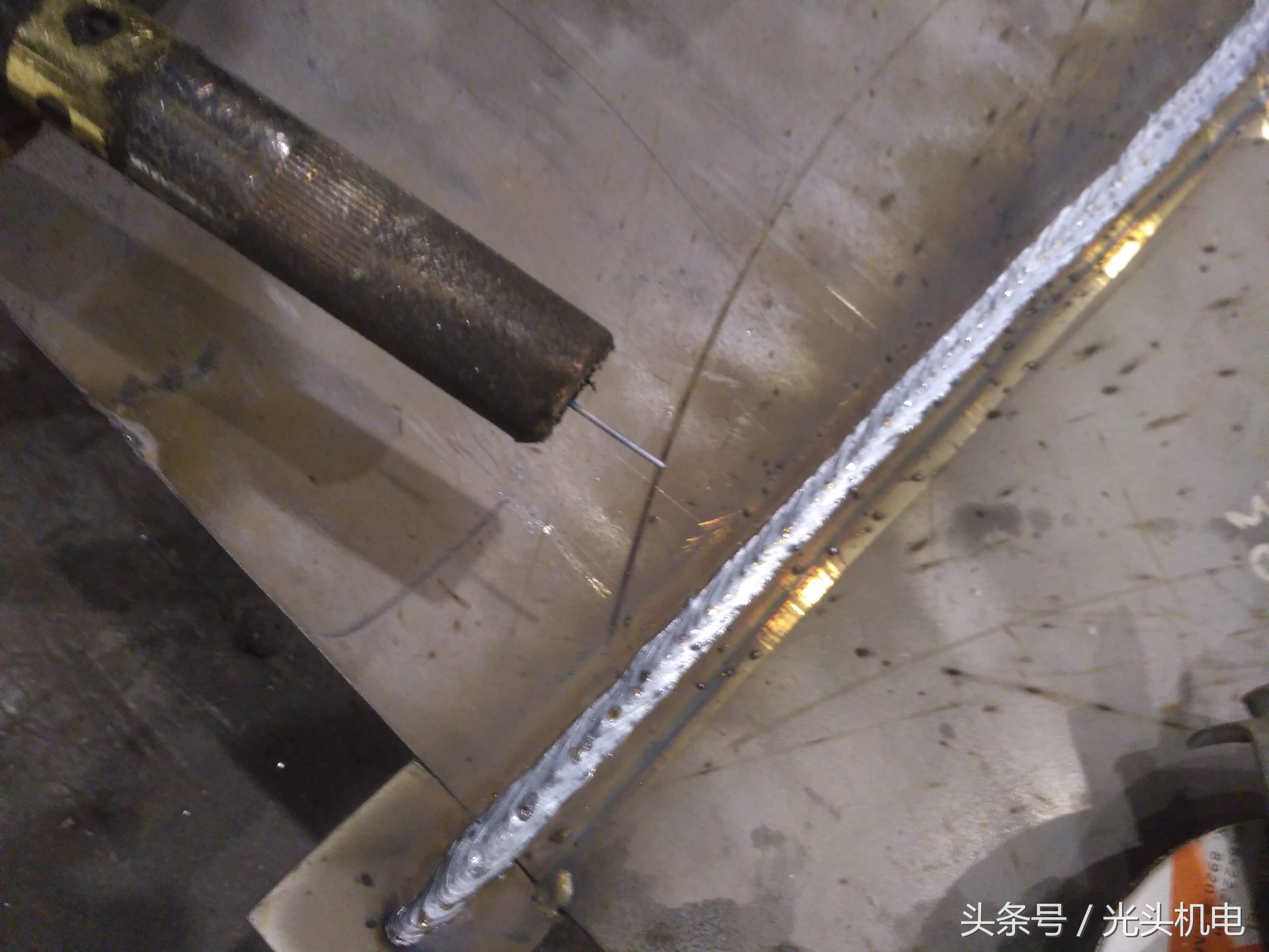 co2气体保护焊教学视频,简述co2气体保护焊焊接设备的组成