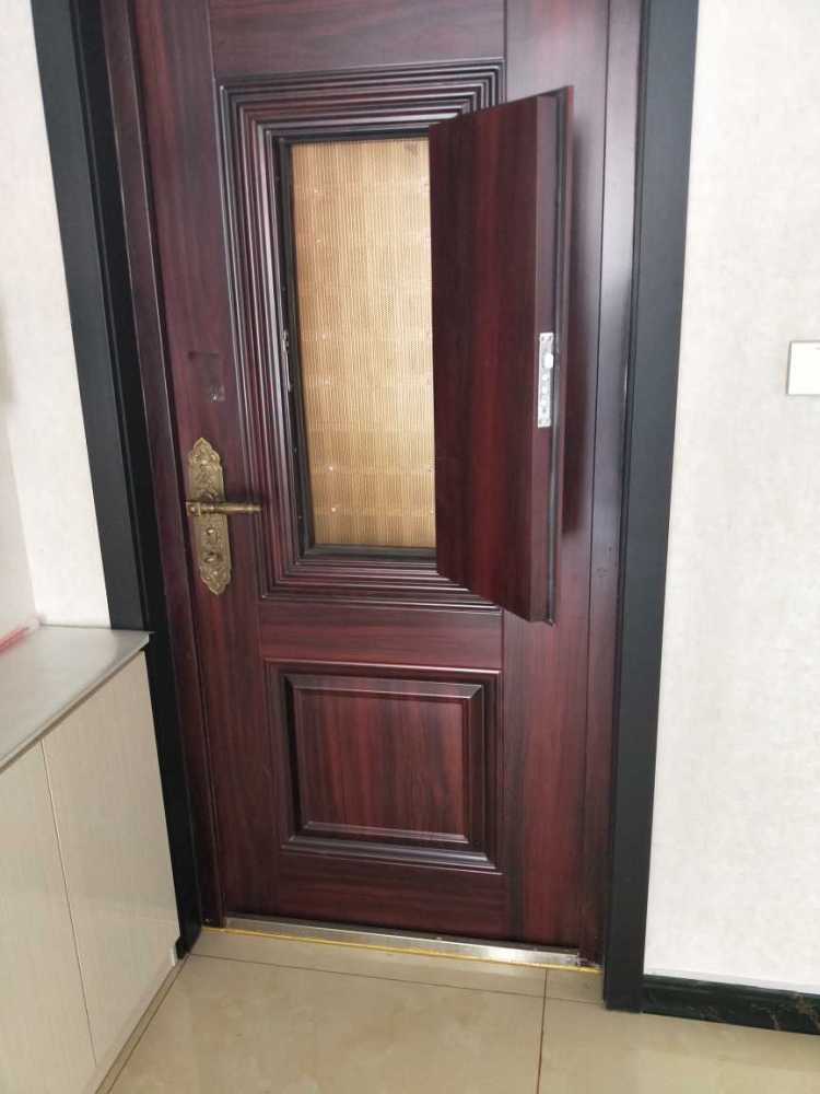 新房装修，沙发一不小心买大了，怎么补救？万能的网友给支个招