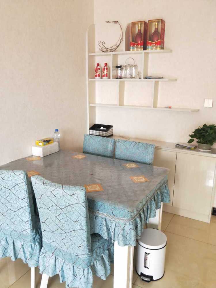 新房装修，沙发一不小心买大了，怎么补救？万能的网友给支个招