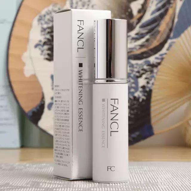 祛斑淡斑精华推荐排行榜第一名,祛斑美白好用的产品