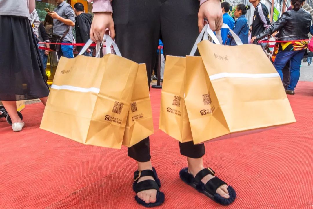 在决定去排鲍师傅前，我建议你点进来看看