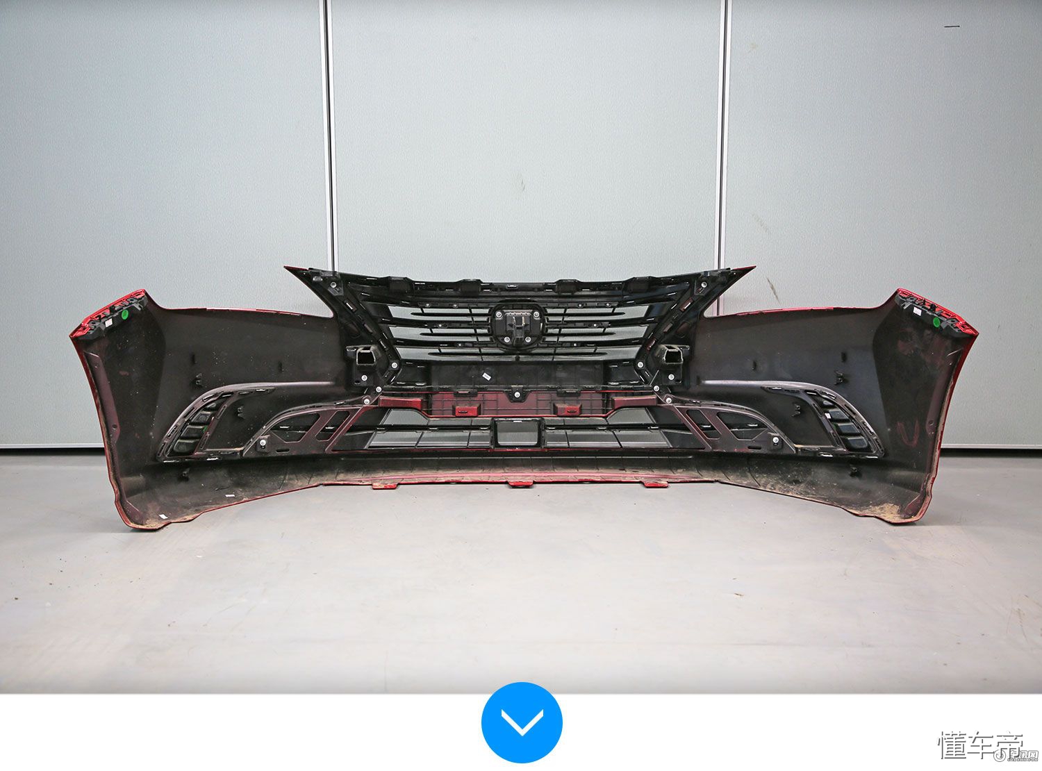 长安逸动plus1.4t蓝鲸版碰撞拆解,长安逸动plus2023前后防撞梁拆解