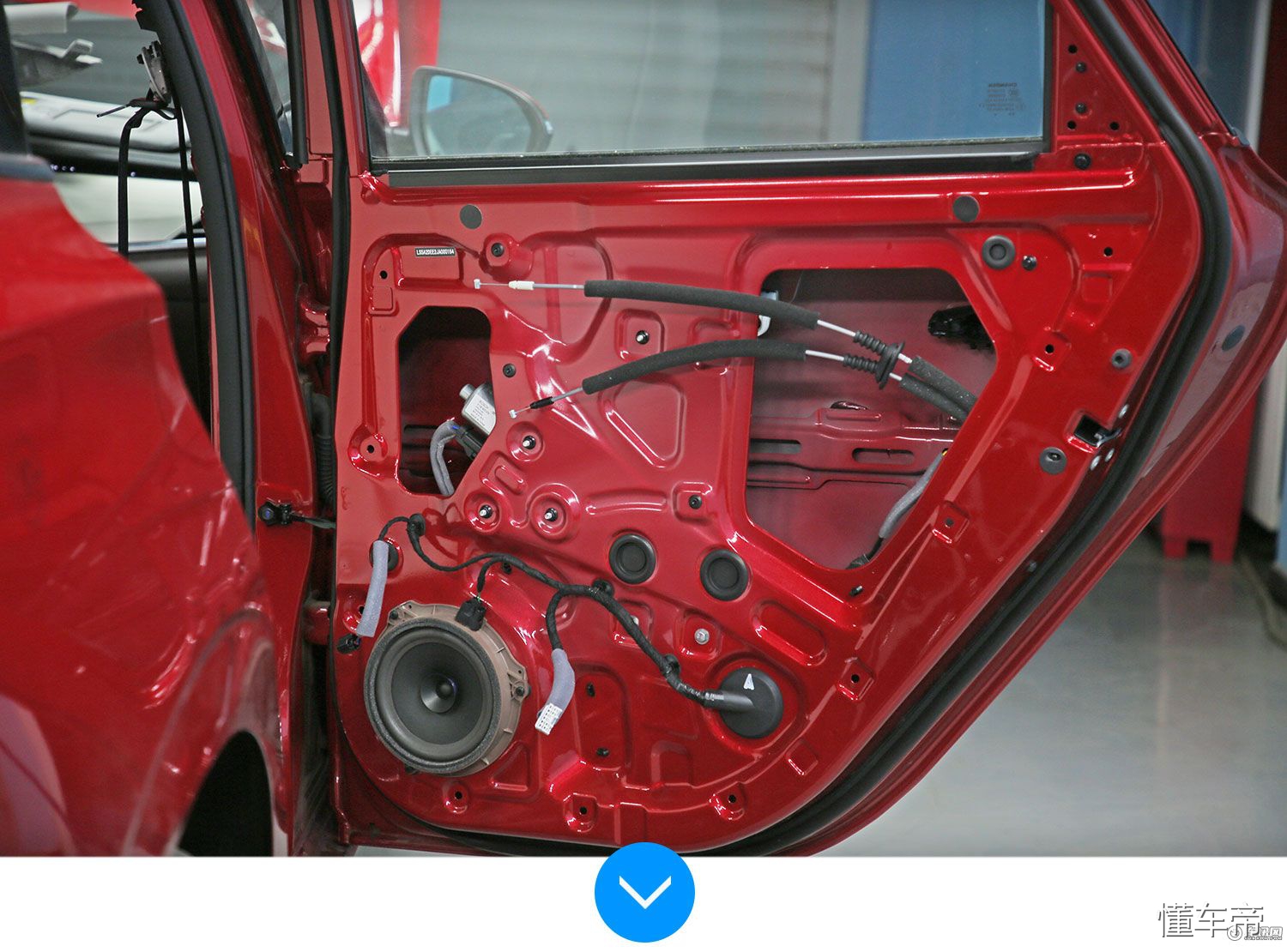 长安逸动plus1.4t蓝鲸版碰撞拆解,长安逸动plus2023前后防撞梁拆解