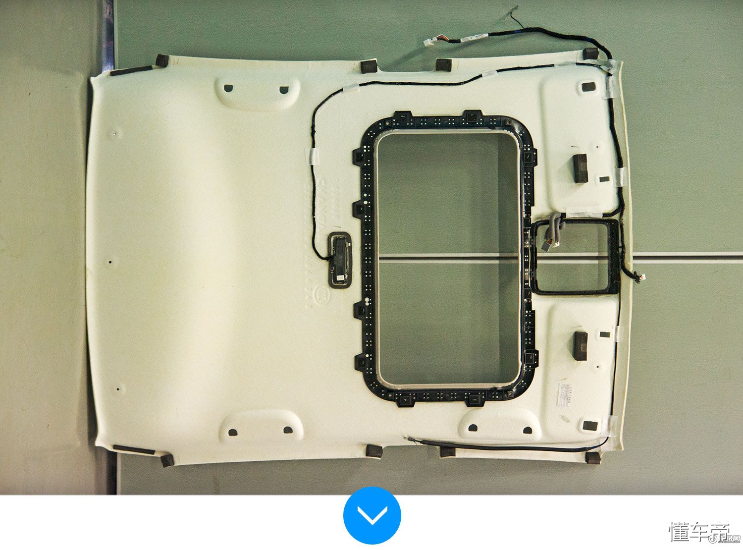 长安逸动plus1.4t蓝鲸版碰撞拆解,长安逸动plus2023前后防撞梁拆解