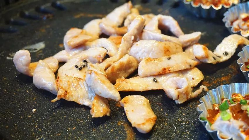 昆明一个百鬼夜行的地方,鲜衣怒马,快意江湖,满足你的江湖梦想