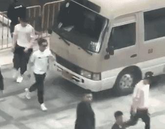 鑻忓窞璺戠敺,璺戠敺鑻忓窞浜哄北浜烘捣