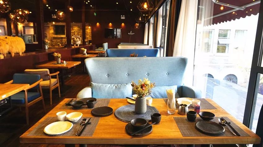 昆明一个百鬼夜行的地方,鲜衣怒马,快意江湖,满足你的江湖梦想